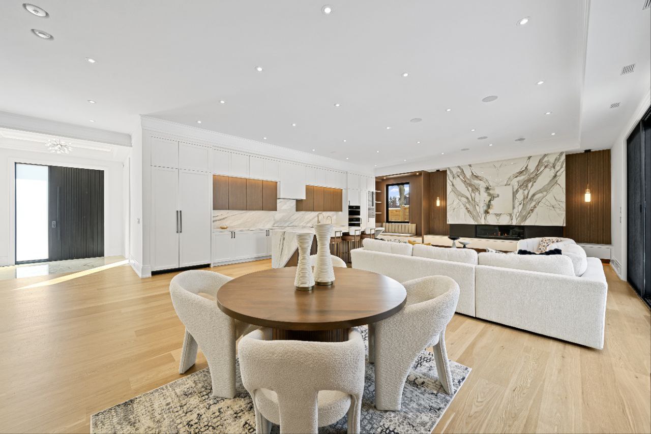 Single-storey custom bungalow residential design at 3 Donhill Crescent, Kleinburg by Quadrant Architects